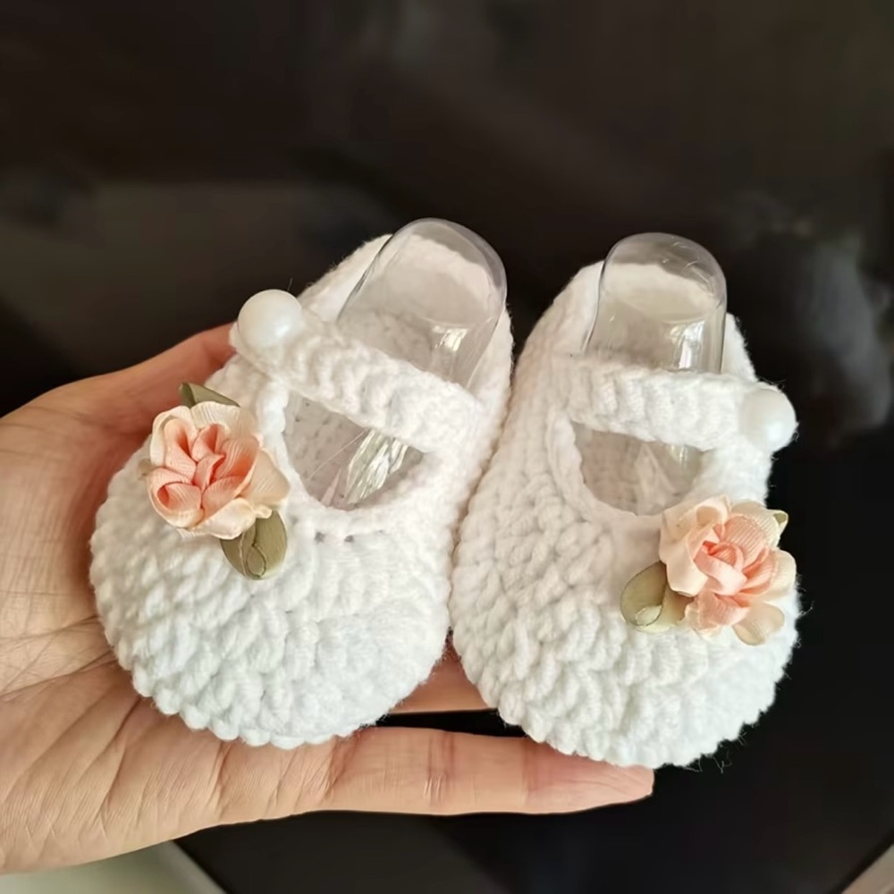 White Crochet Baby Girl Shoes with Blush Flower. Size 0-3 months